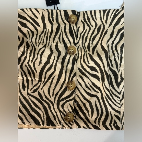 π¦Cotton On Button Up Zebra Tank Top π¦ - Picture 6 of 10